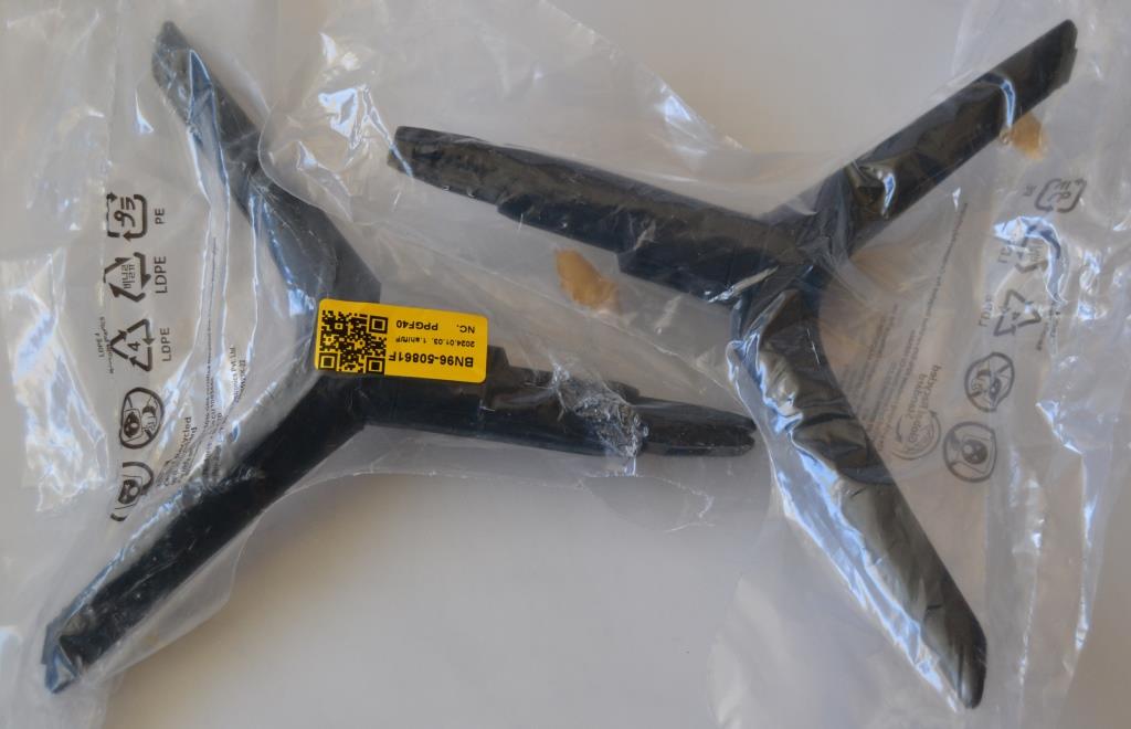 ST/SAM/43CU7172U ,Оригинална стойка за ,SAMSUNG UE43CU7172U